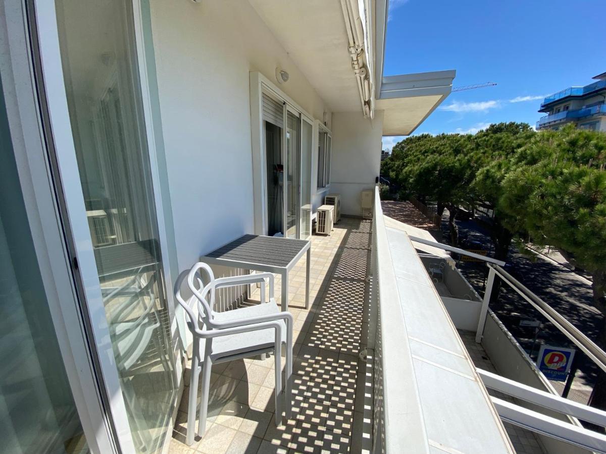 Appartamenti Aquamarina Lido di Jesolo Exterior foto