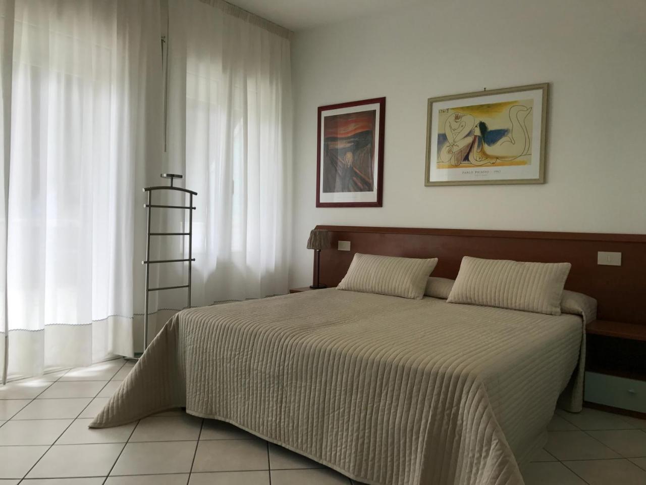 Appartamenti Aquamarina Lido di Jesolo Exterior foto