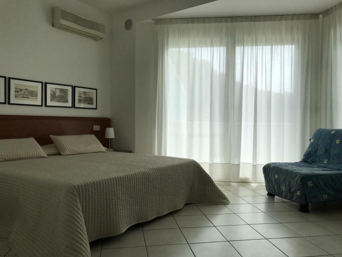 Appartamenti Aquamarina Lido di Jesolo Exterior foto
