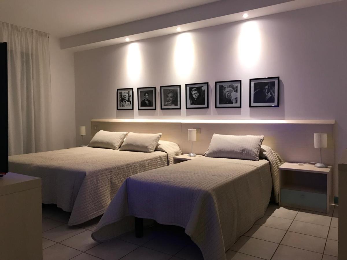 Appartamenti Aquamarina Lido di Jesolo Exterior foto